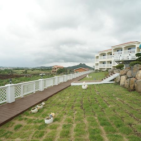 Jeju The Ocean Hill Pension Seogwipo Zewnętrze zdjęcie